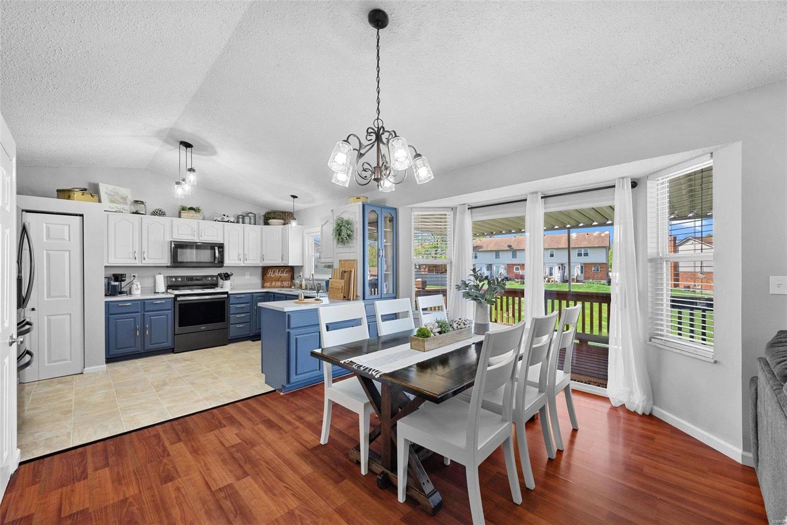 Strawberry Hill Estate - Residential