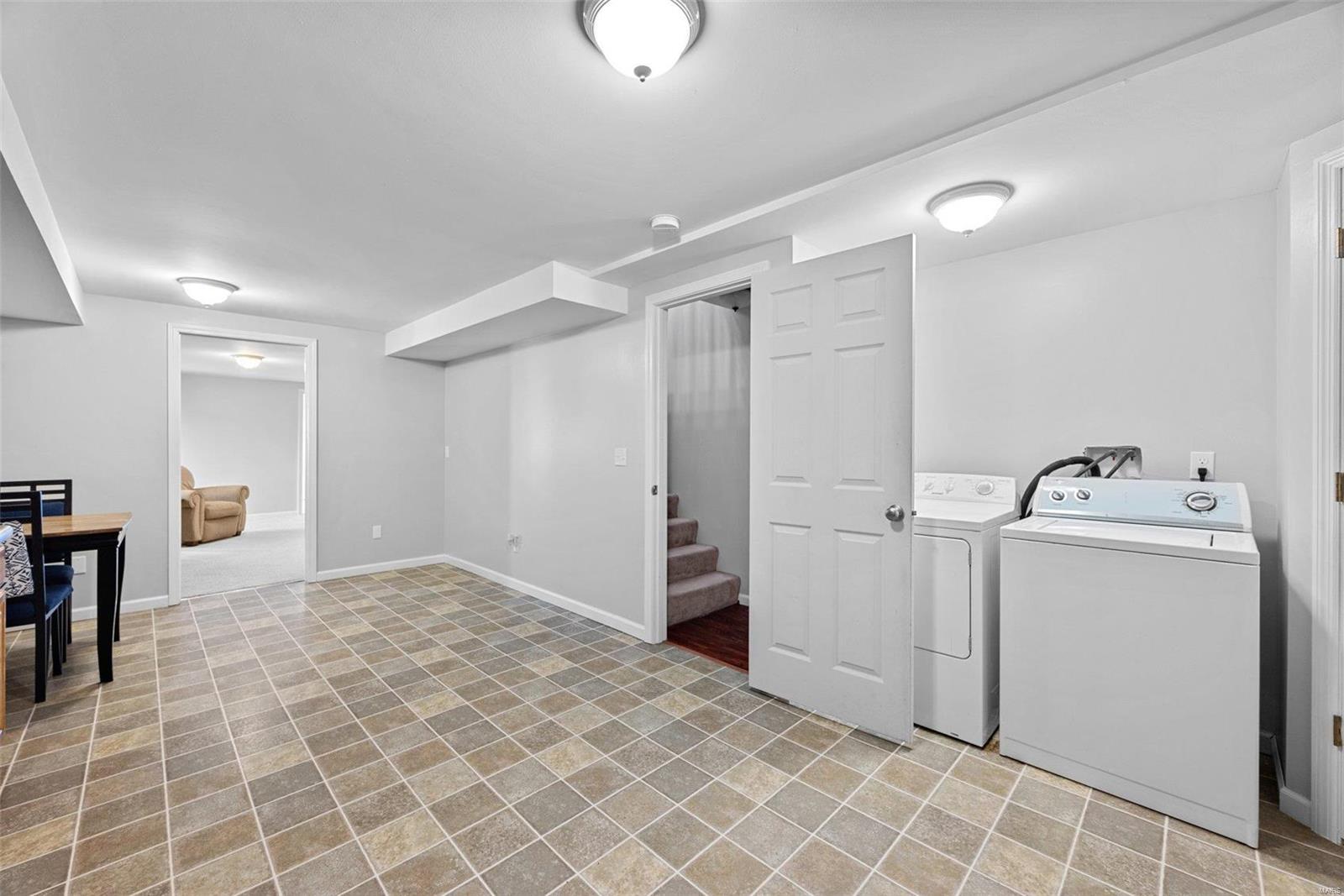 Strawberry Hill Estate - Residential