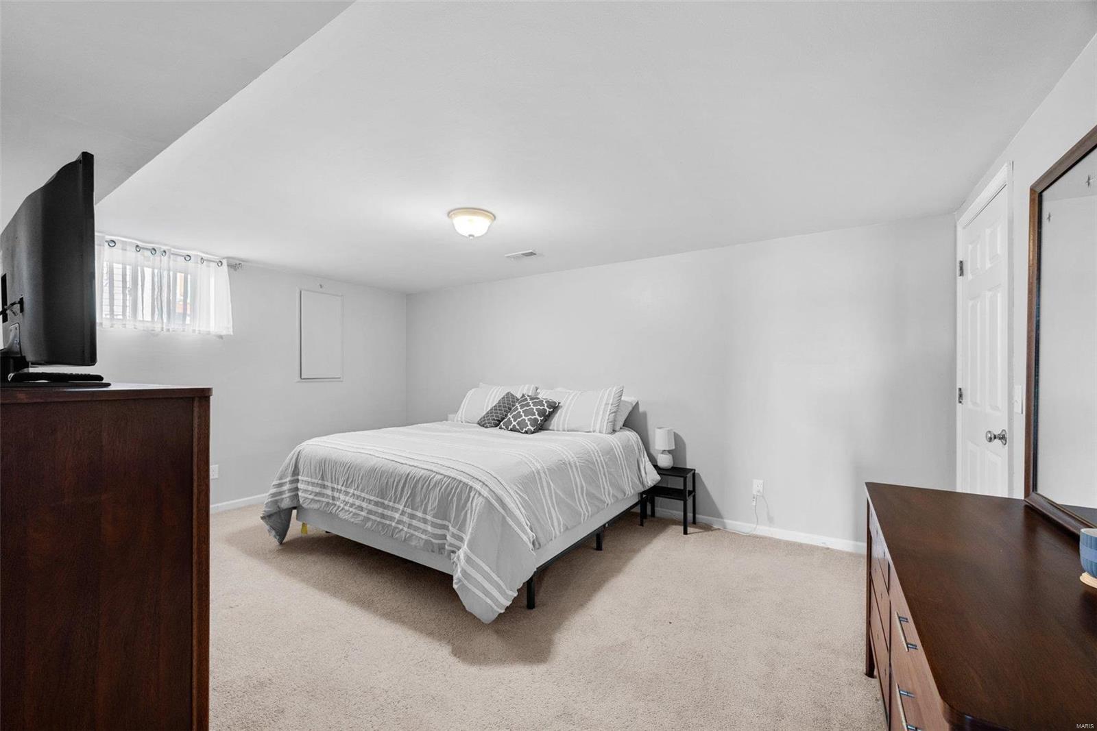 Strawberry Hill Estate - Residential