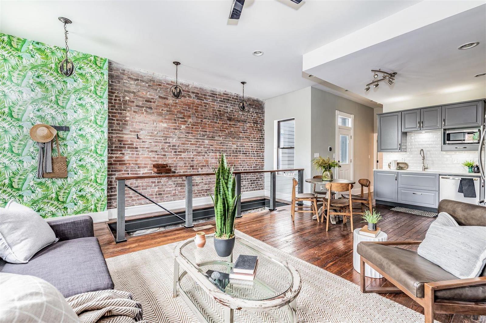 Laclede Race Course Sub - Residential