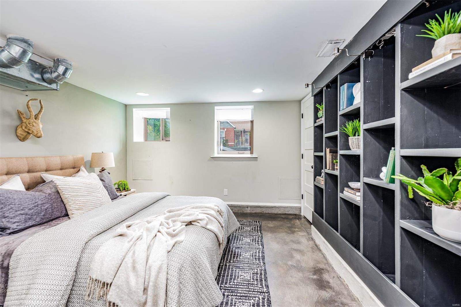 Laclede Race Course Sub - Residential