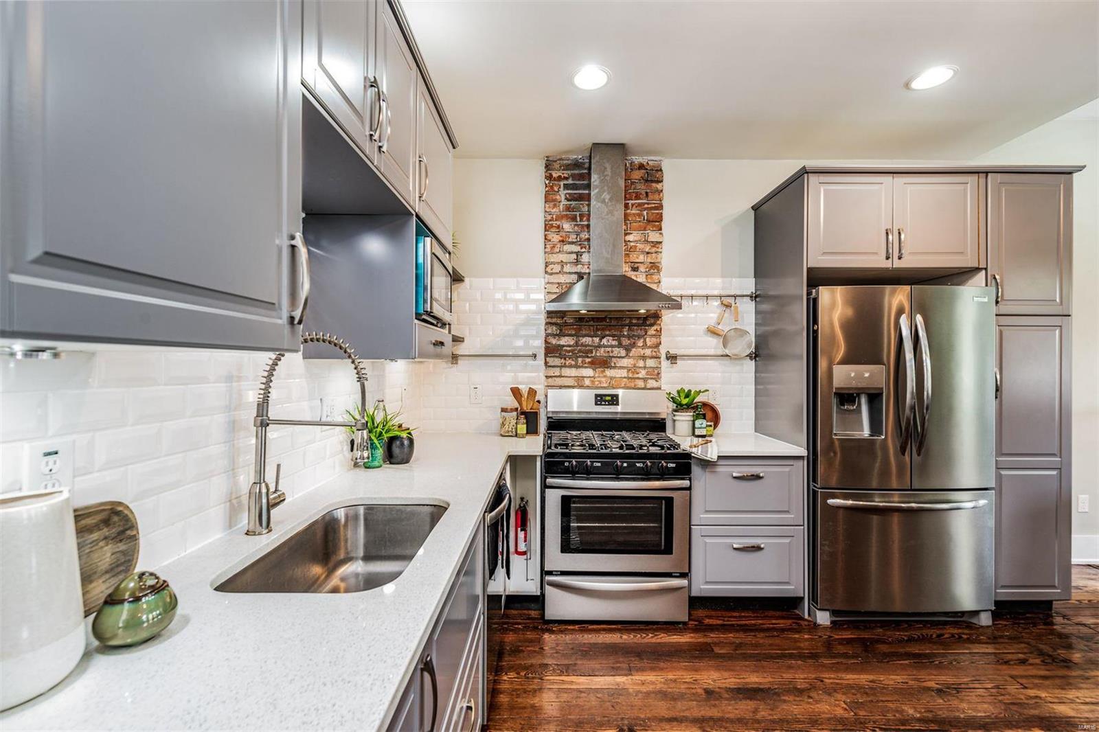 Laclede Race Course Sub - Residential