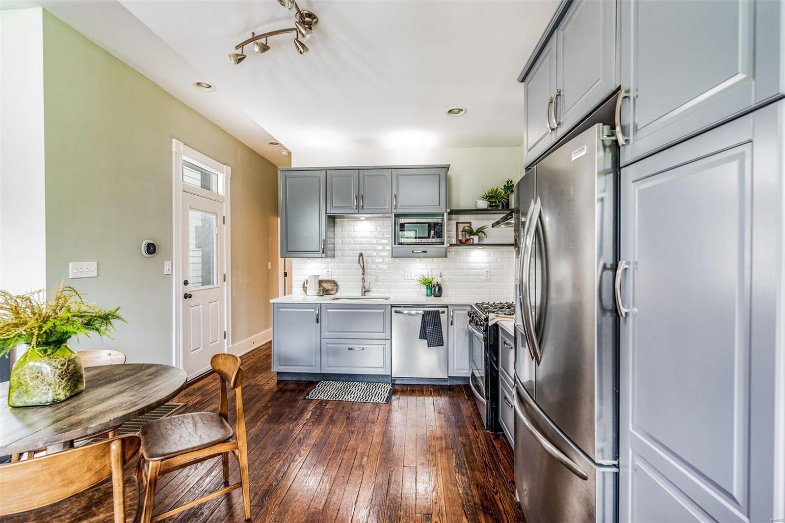 Laclede Race Course Sub - Residential