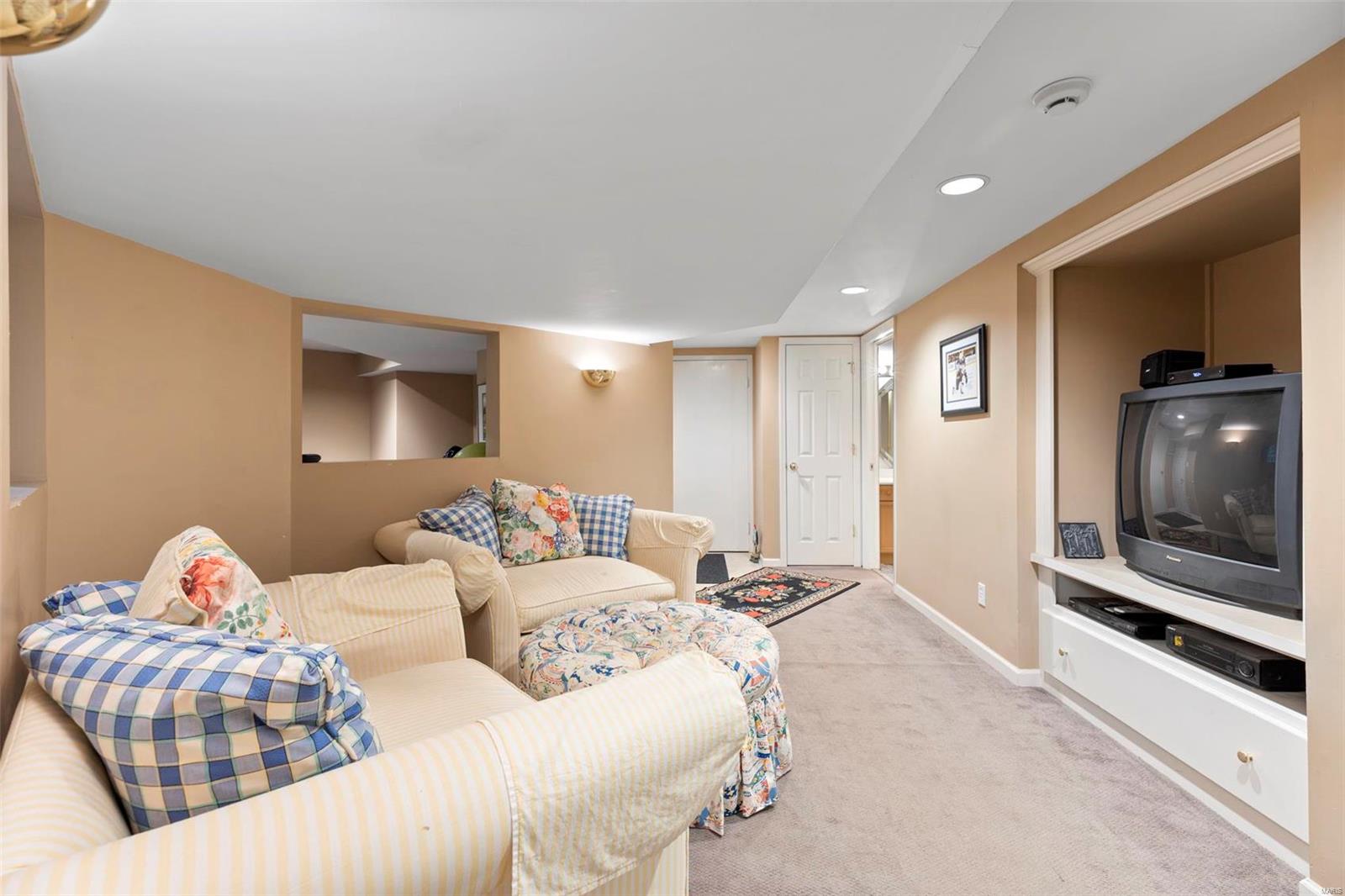 Ladue Acres - Residential