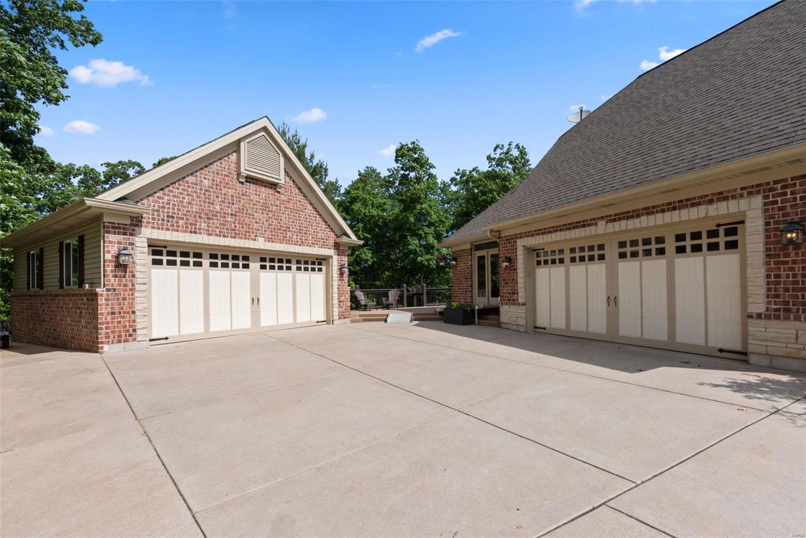 Crown Pointe Farms - Residential