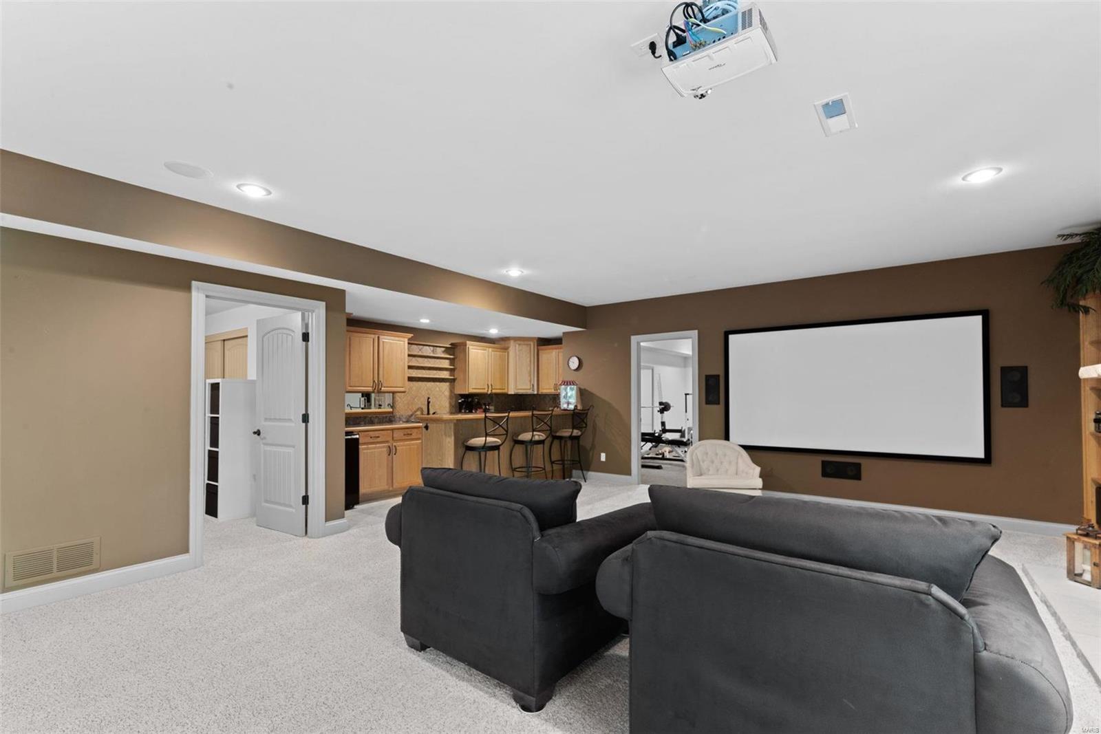 Crown Pointe Farms - Residential