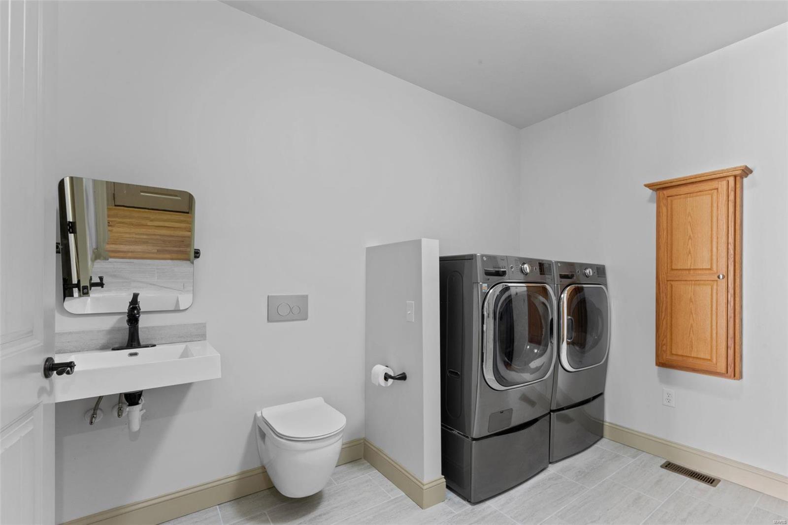 Crown Pointe Farms - Residential