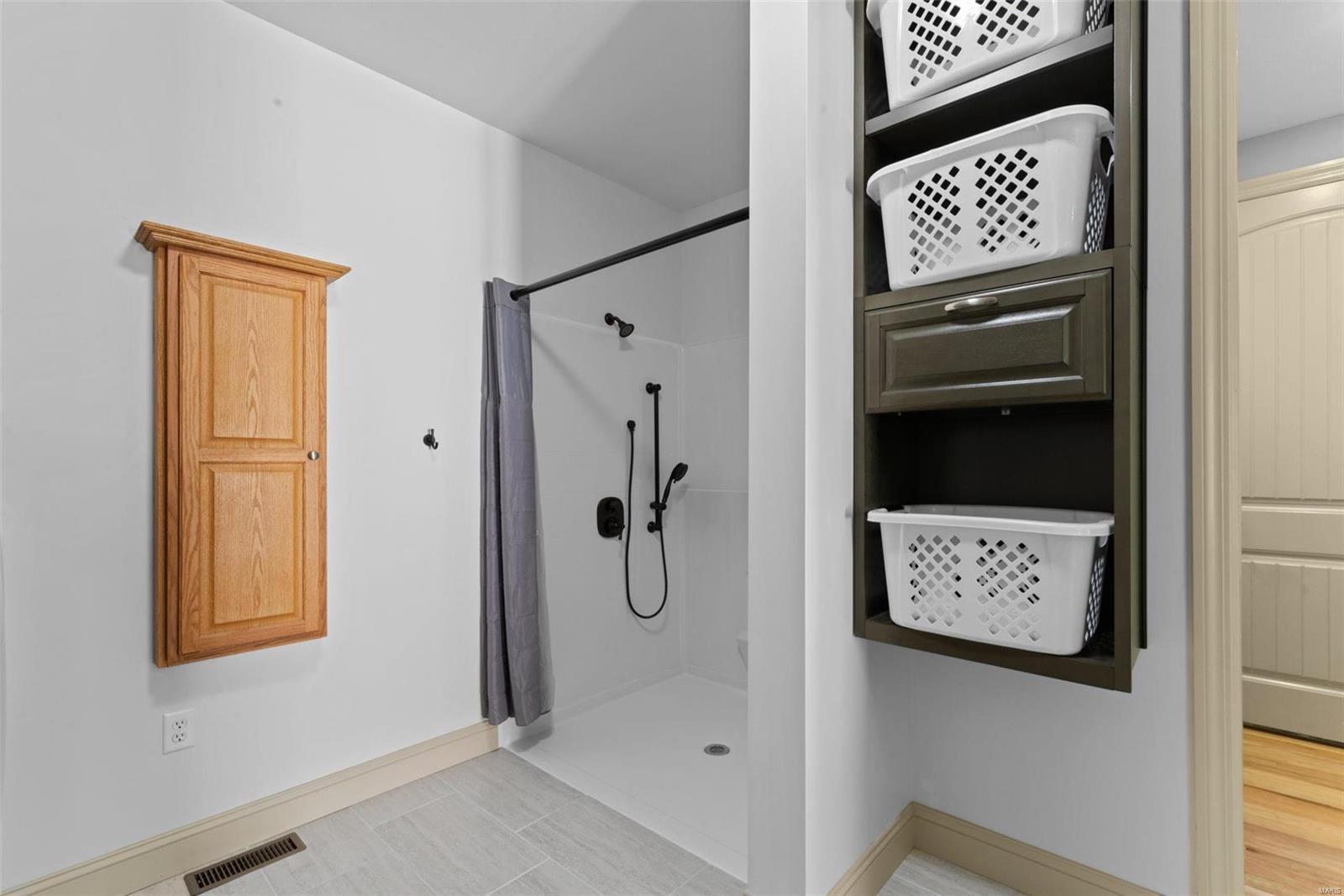 Crown Pointe Farms - Residential