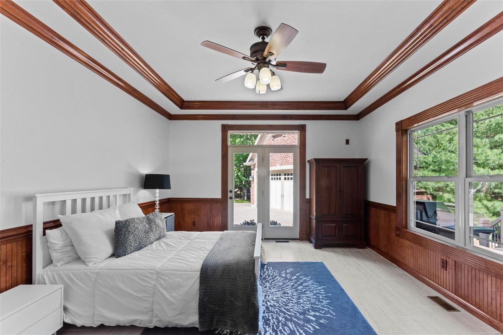 Crown Pointe Farms - Residential