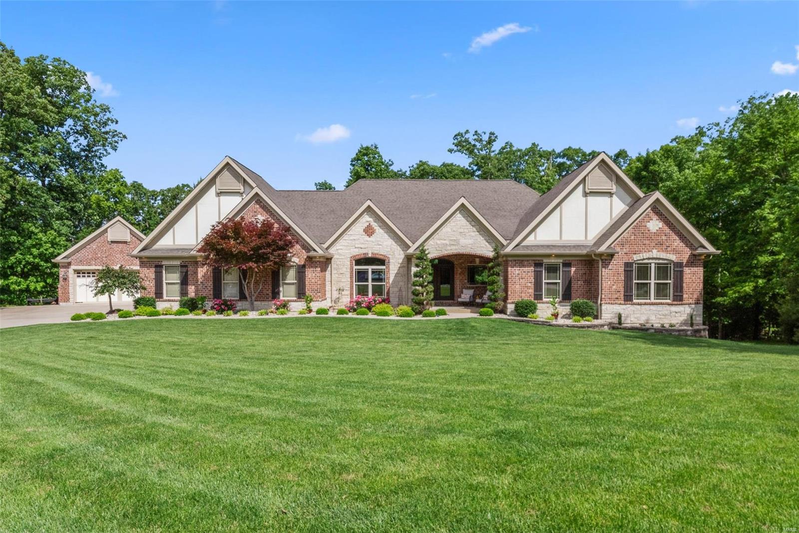 Crown Pointe Farms - Residential