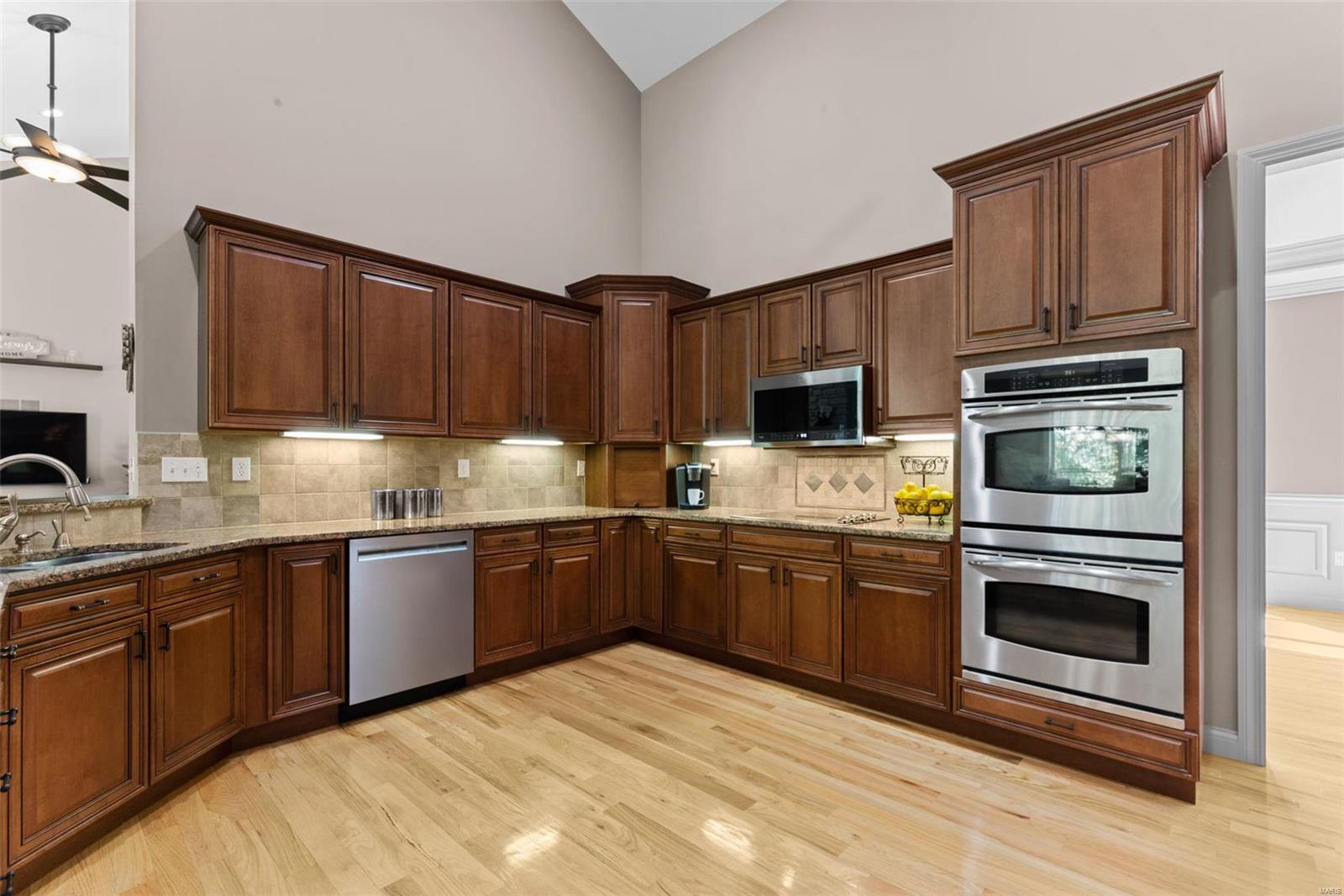 Crown Pointe Farms - Residential