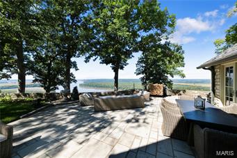 Bluffs Of St Albans - Residential