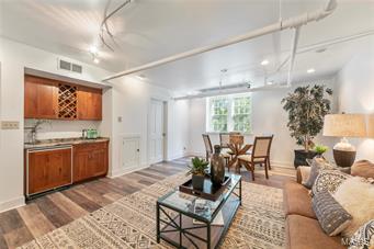 Bluffs Of St Albans - Residential