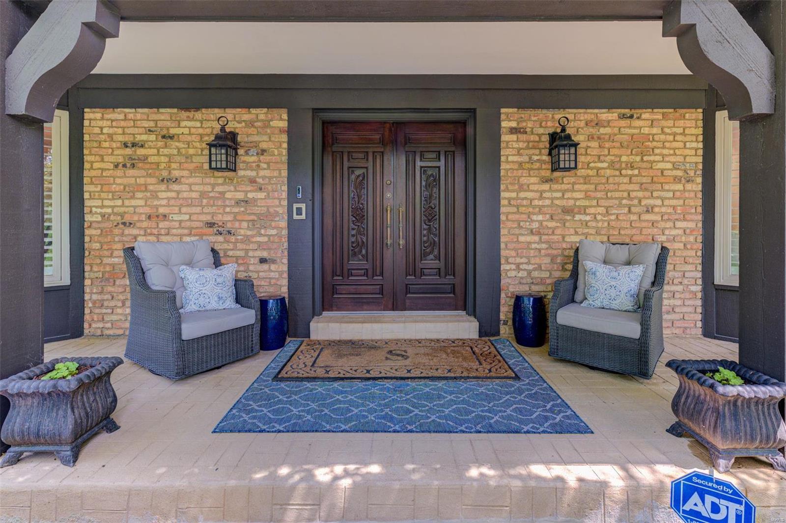 Ladue Downs - Residential