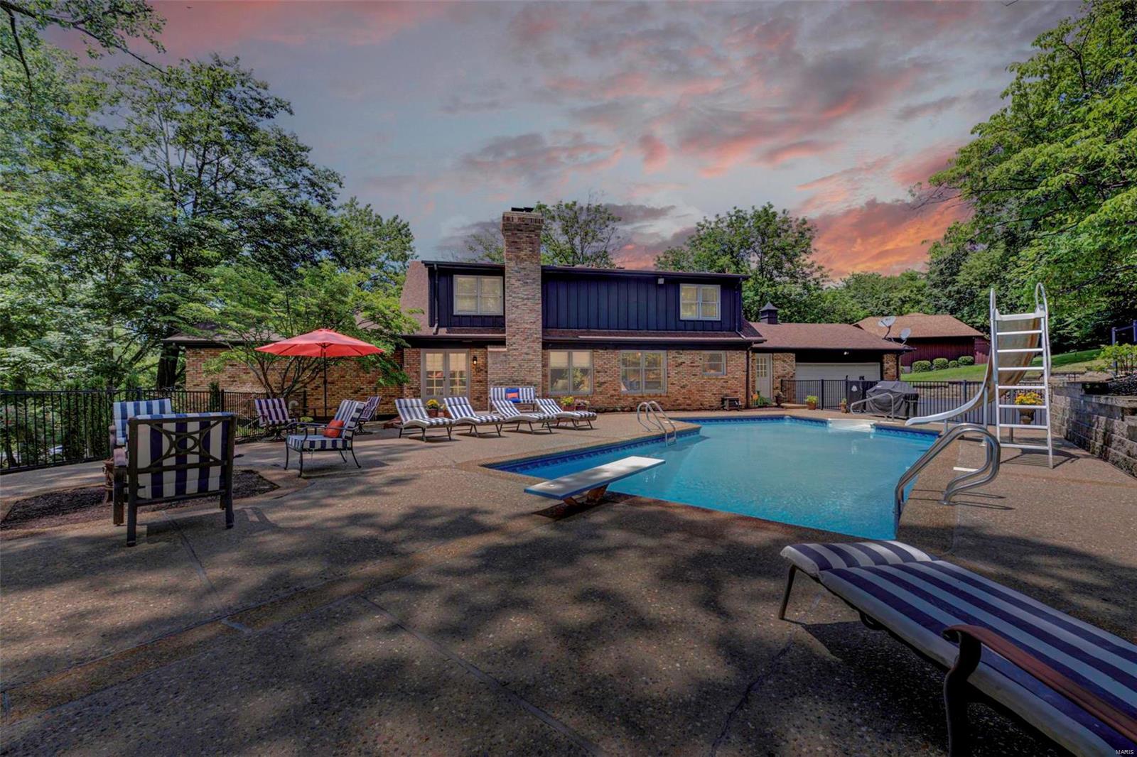 Ladue Downs - Residential