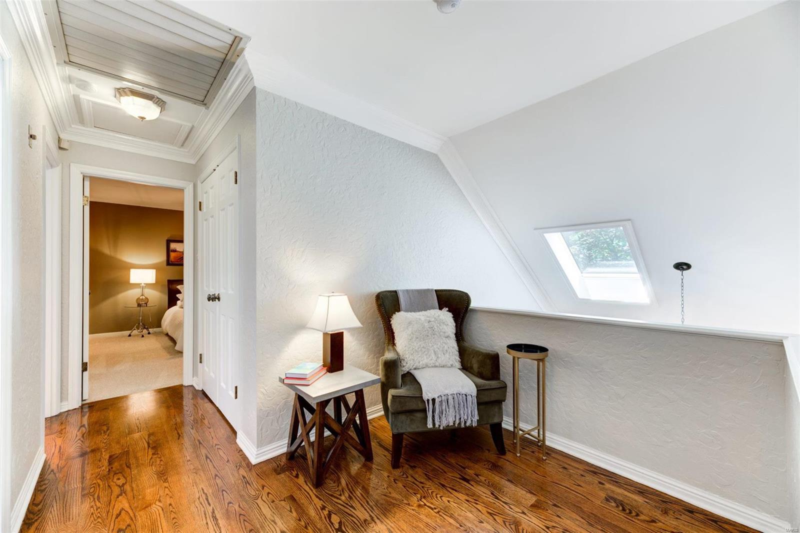 Ladue Downs - Residential