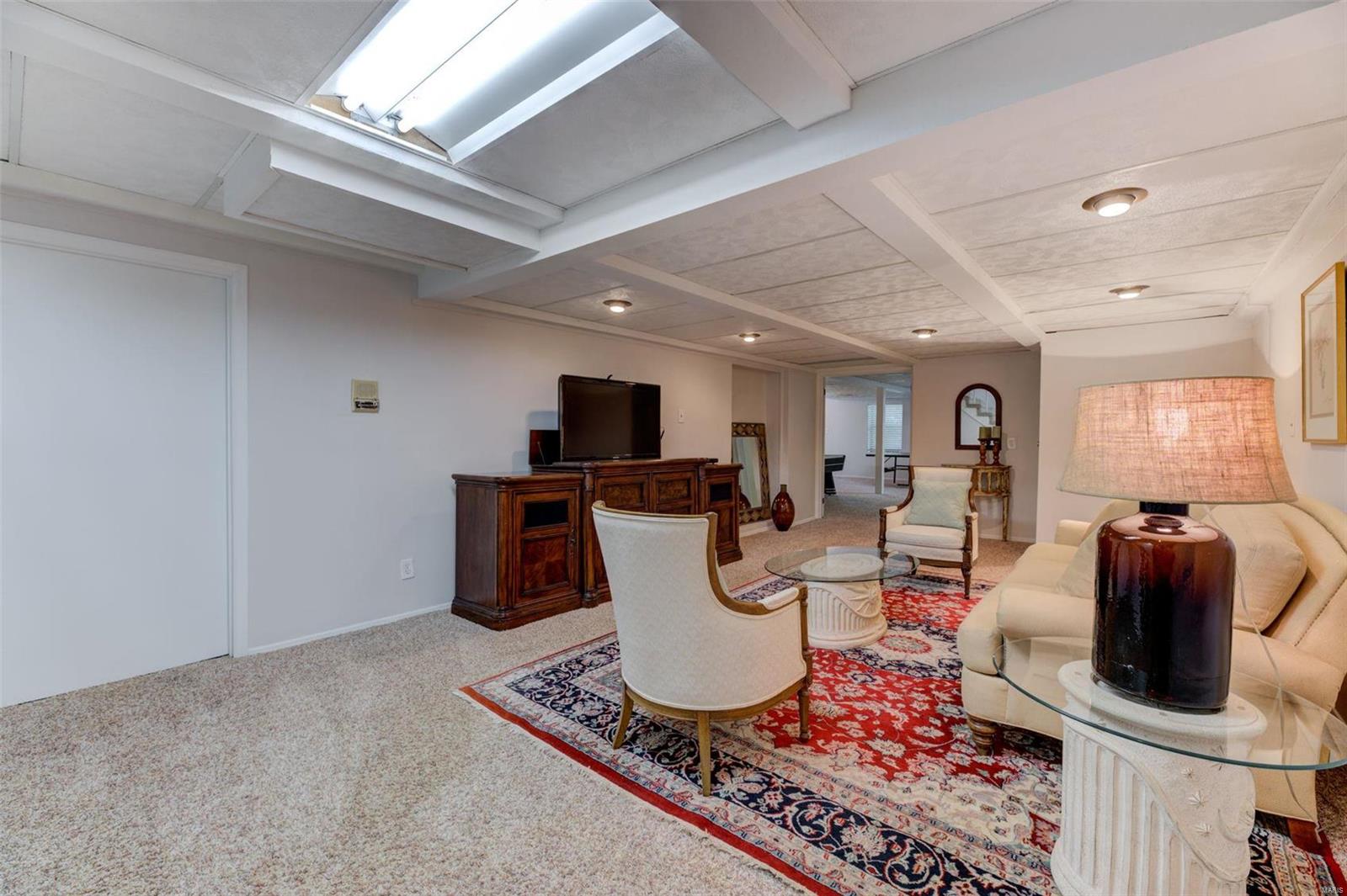 Ladue Downs - Residential