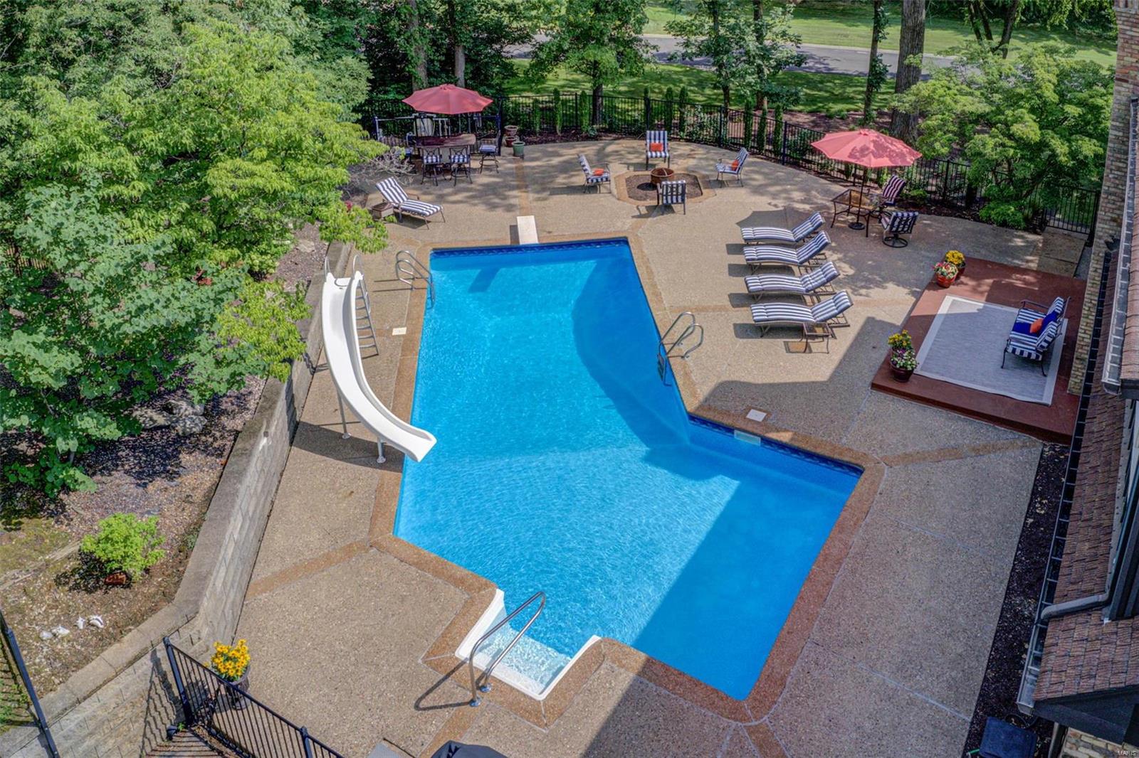 Ladue Downs - Residential