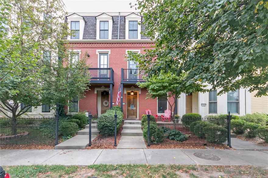 NO SHOW UNTIL FRIDAY 9/11/2020 AT 9:00 AM OR VISIT OPEN HOUSE SUNDAY 9/13/2020 from 1:00-3:00
Don't miss this spectacular 2+ bed, 2.5 bath, 3 story home in NEW TOWN with attached garage parking!  The amazing curb appeal is just the beginning.  Great open floor plan with large living room, dining room and updated kitchen with, pantry, planning desk, NEW (2020) STAINLESS STEEL WHIRLPOOL REFRIGERATOR, STOVE, MICROWAVE AND DISHWASHER! 3rd floor laundry with BRAND NEW WASHER AND DRYER (2020).  The master bedroom features it's own full bathroom and lots of built-ins.  Other updates include newer flooring in the kitchen and half bath, Newer carpet, Updated landscaping. A front balcony replacement, garage lift system and work bench were added in 2017. New 2nd floor deck and sliding glass doors added by Chesterfield Deck and Fence in 2019 allow in so much sun!,  The 2nd floor balcony overlooks the Civic Green "animal" Park.  This one has been meticulously maintained and it shows, WELCOME HOME!