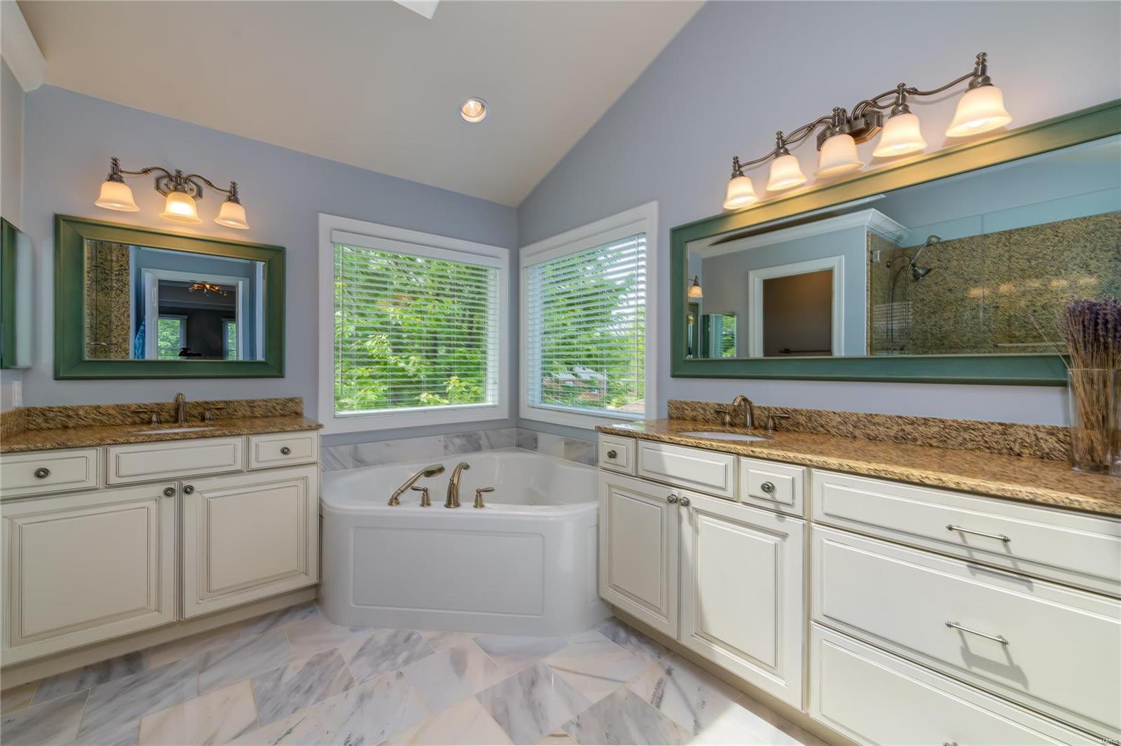 Chaminade Park - Residential