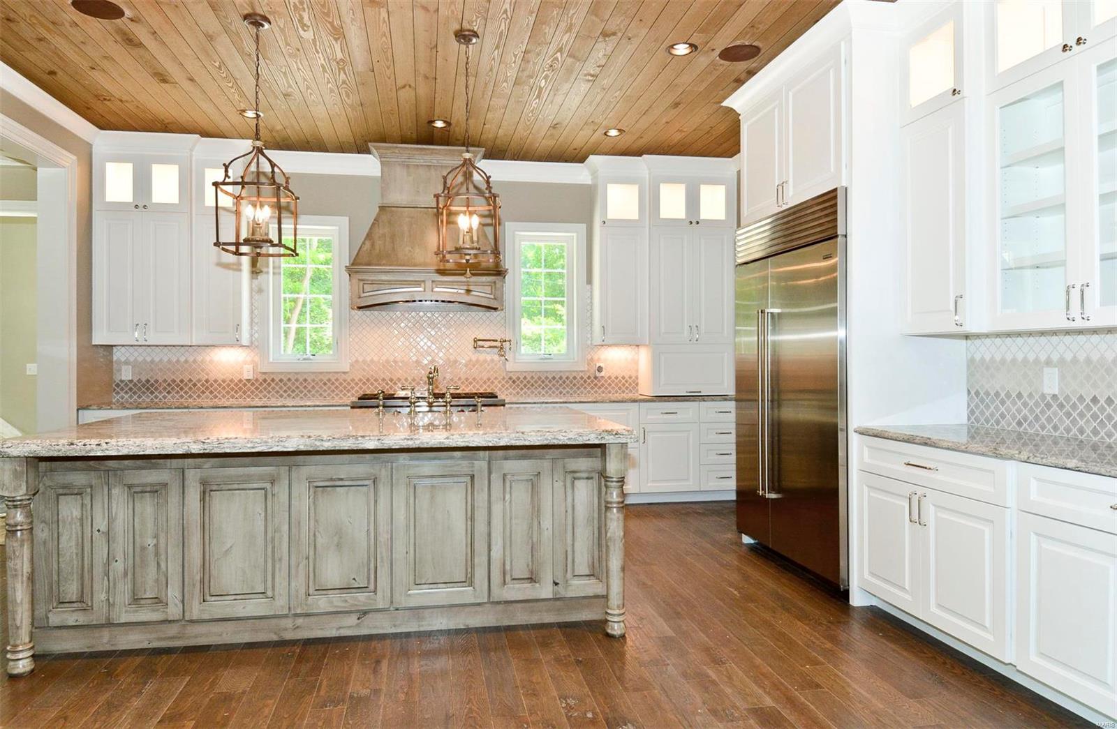 Springdale Manor - Residential