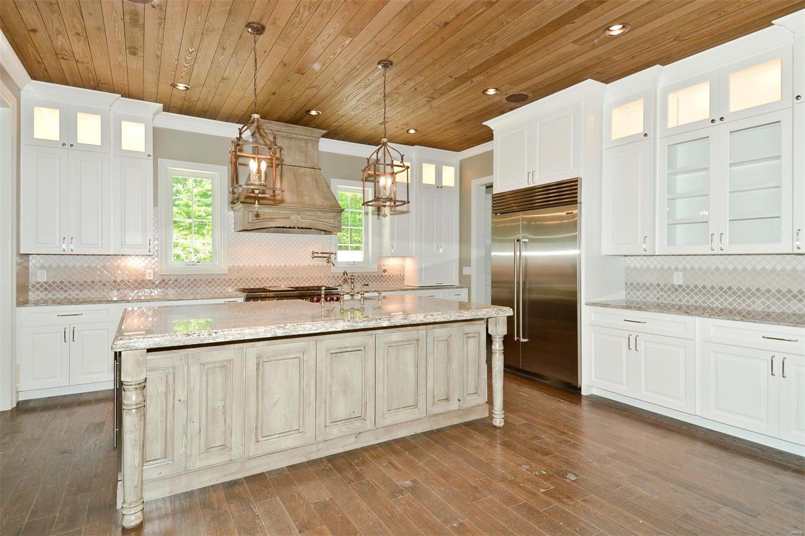 Springdale Manor - Residential