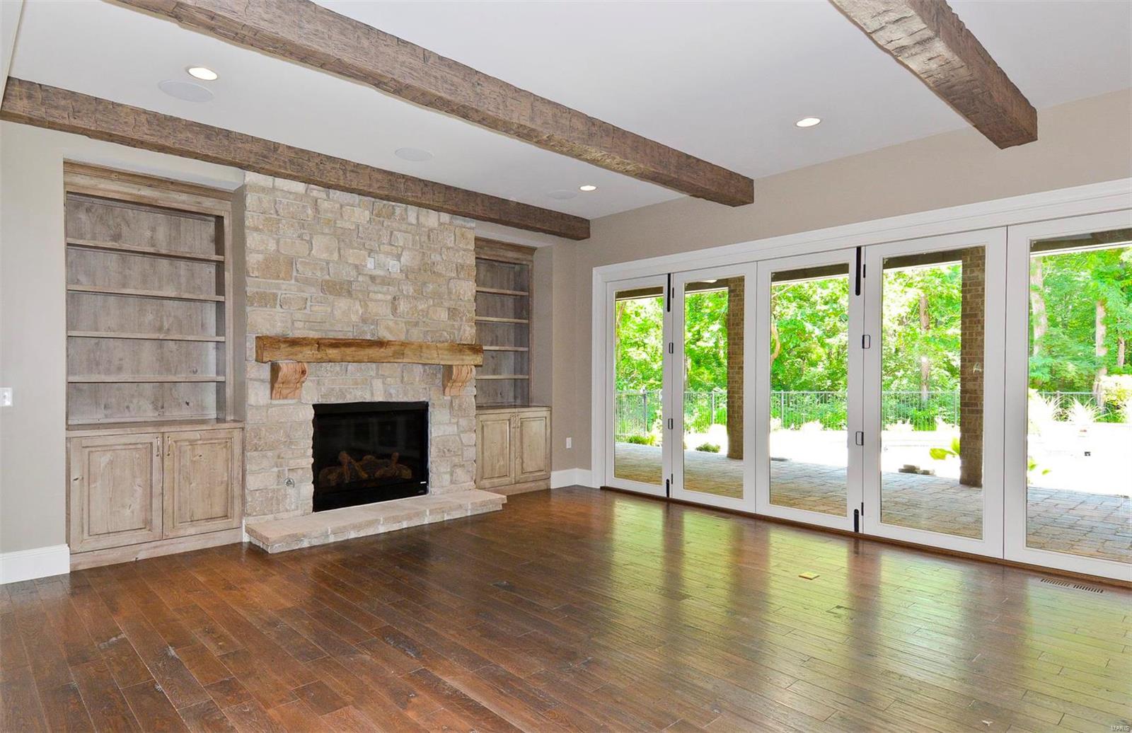 Springdale Manor - Residential