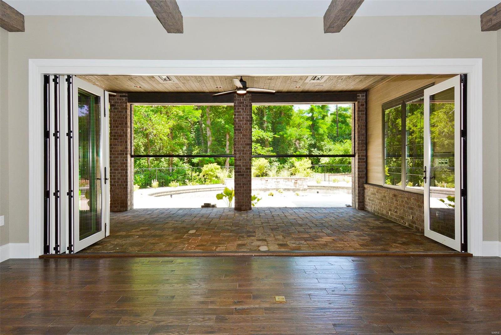 Springdale Manor - Residential