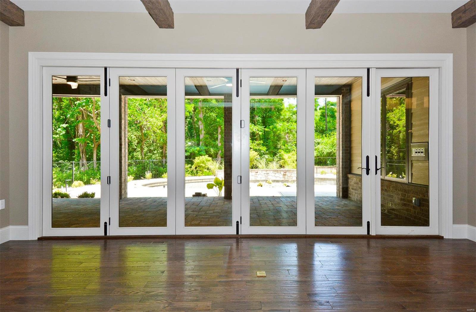 Springdale Manor - Residential