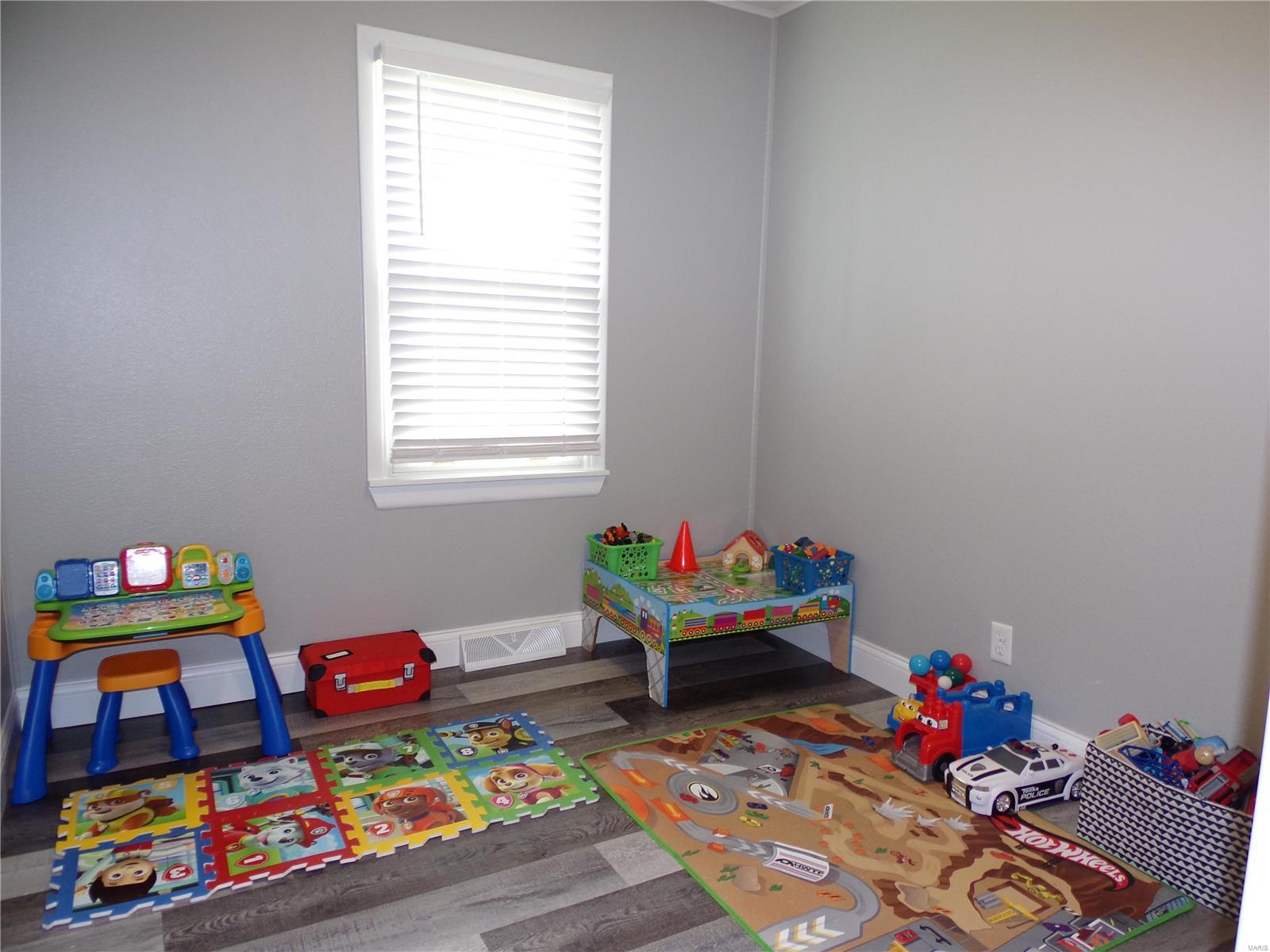 Ponderosa Park - Residential