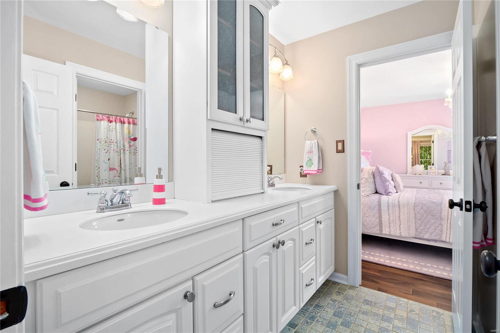 Countryside at Chesterfield Three - Residential