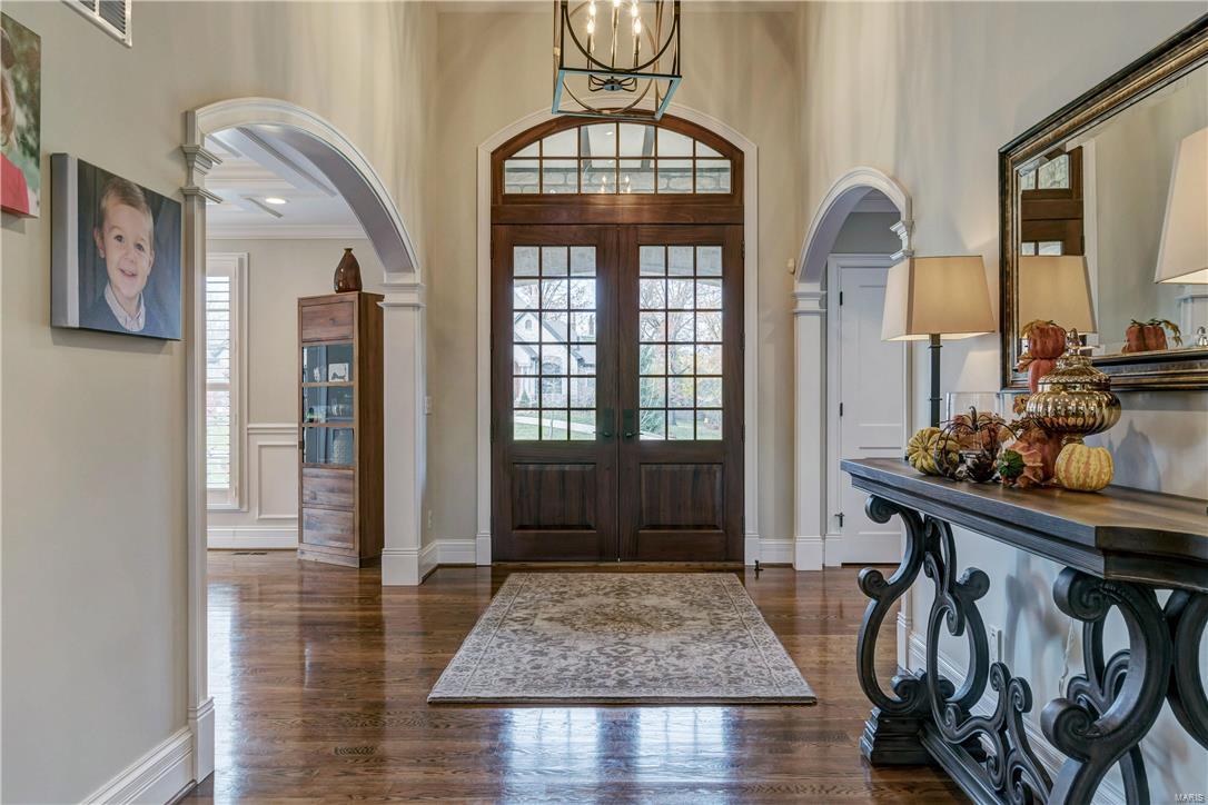 Town & Country Manor - Residential