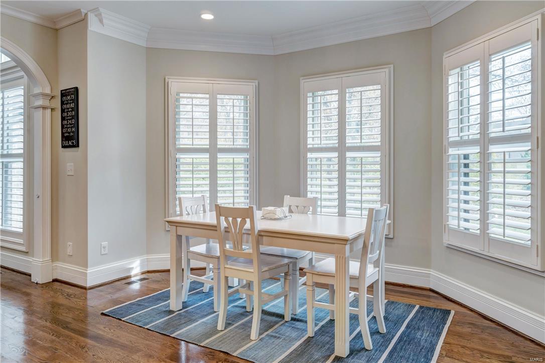 Town & Country Manor - Residential