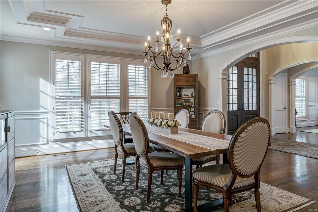 Town & Country Manor - Residential