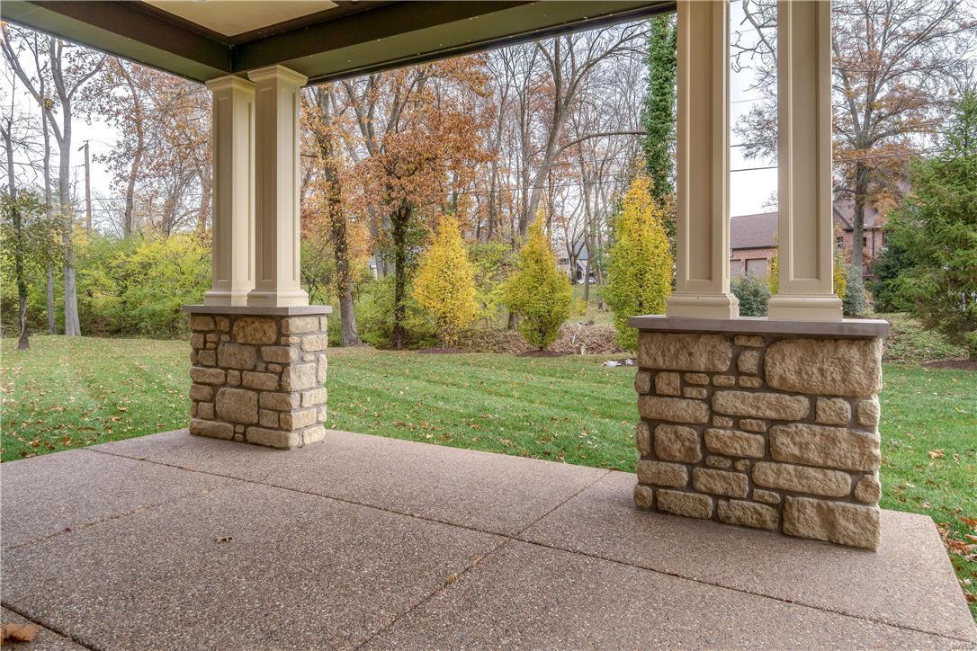 Town & Country Manor - Residential