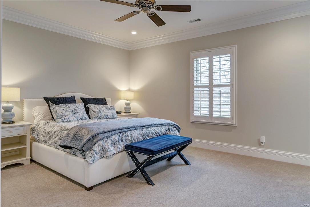 Town & Country Manor - Residential