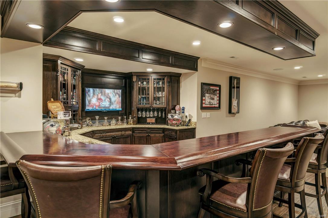 Town & Country Manor - Residential