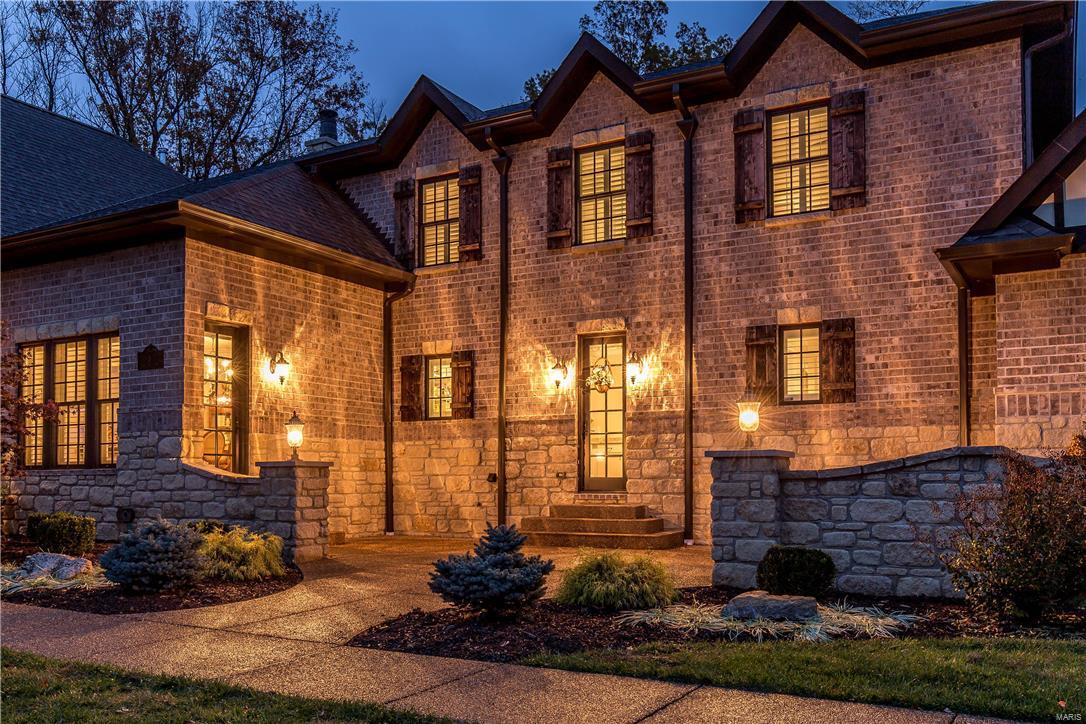 Town & Country Manor - Residential