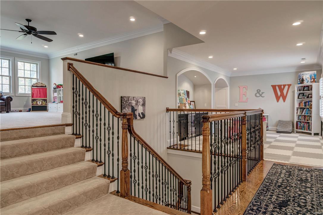 Town & Country Manor - Residential