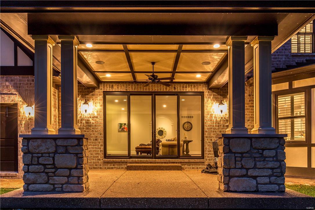 Town & Country Manor - Residential