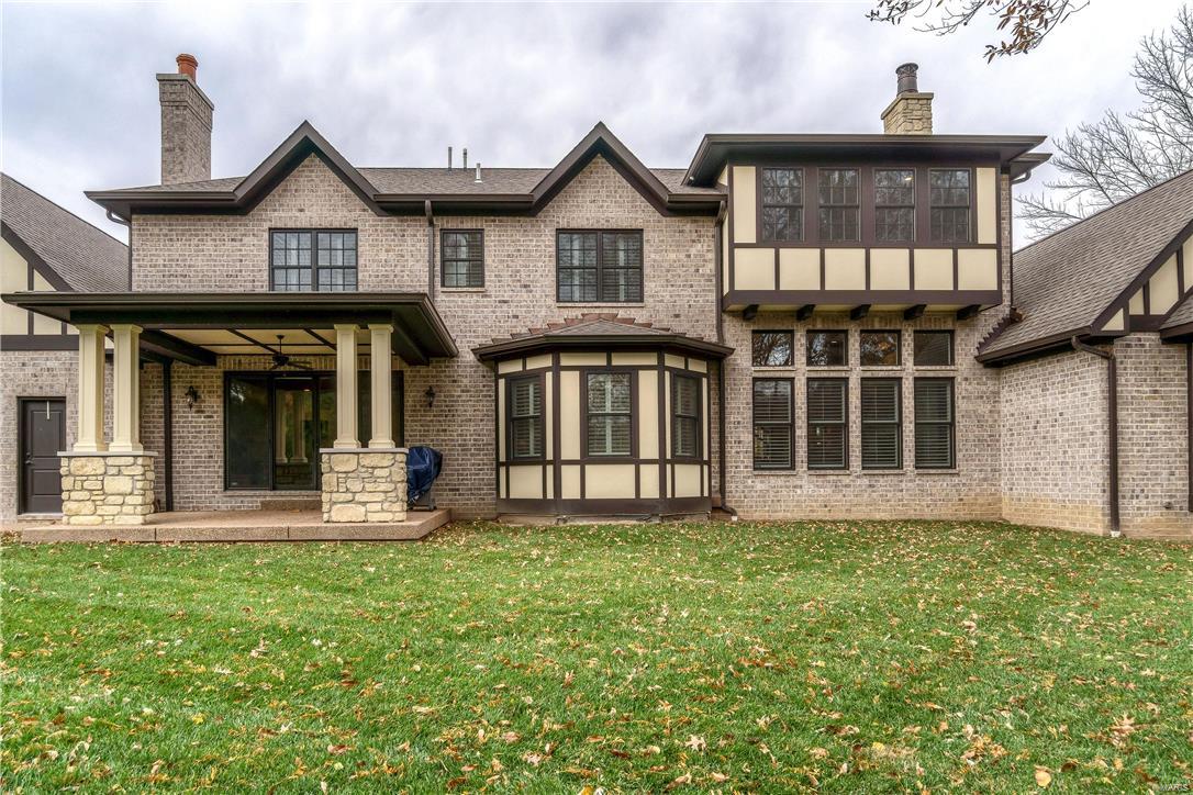 Town & Country Manor - Residential