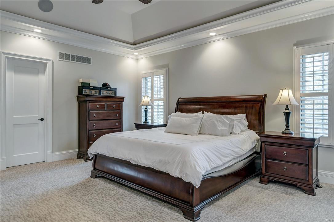 Town & Country Manor - Residential