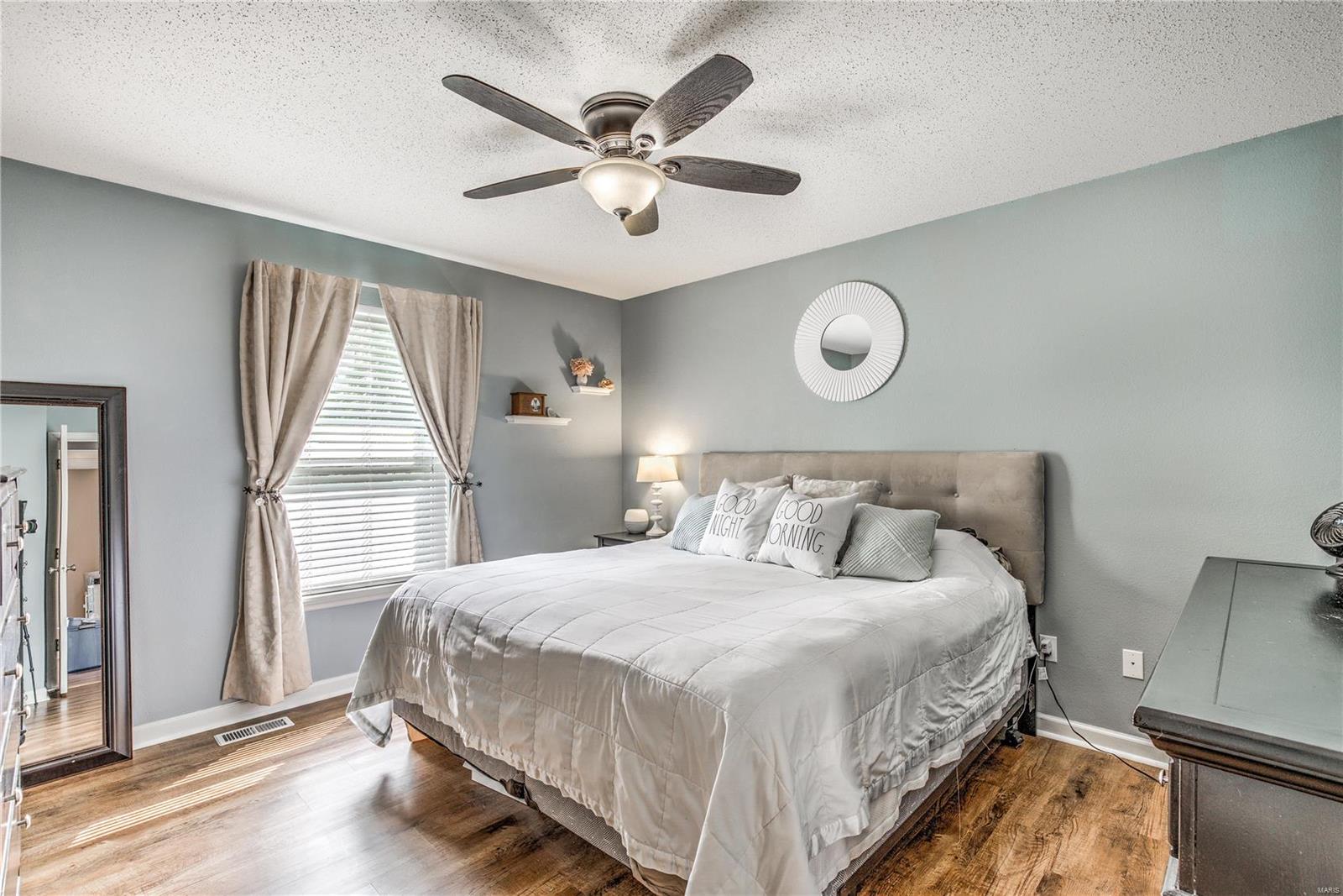 Bluffs/Romaine 02 - Residential