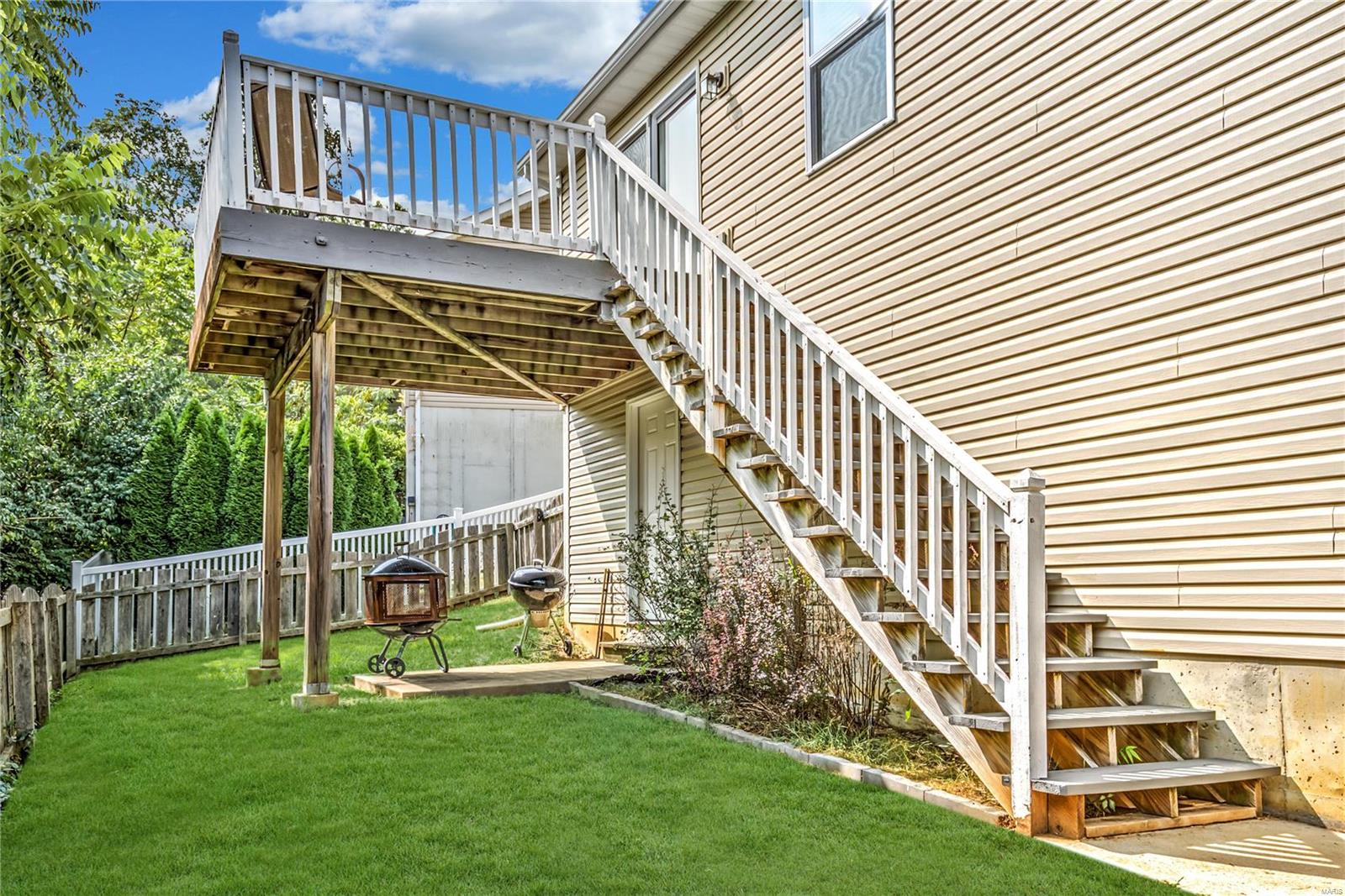 Bluffs/Romaine 02 - Residential