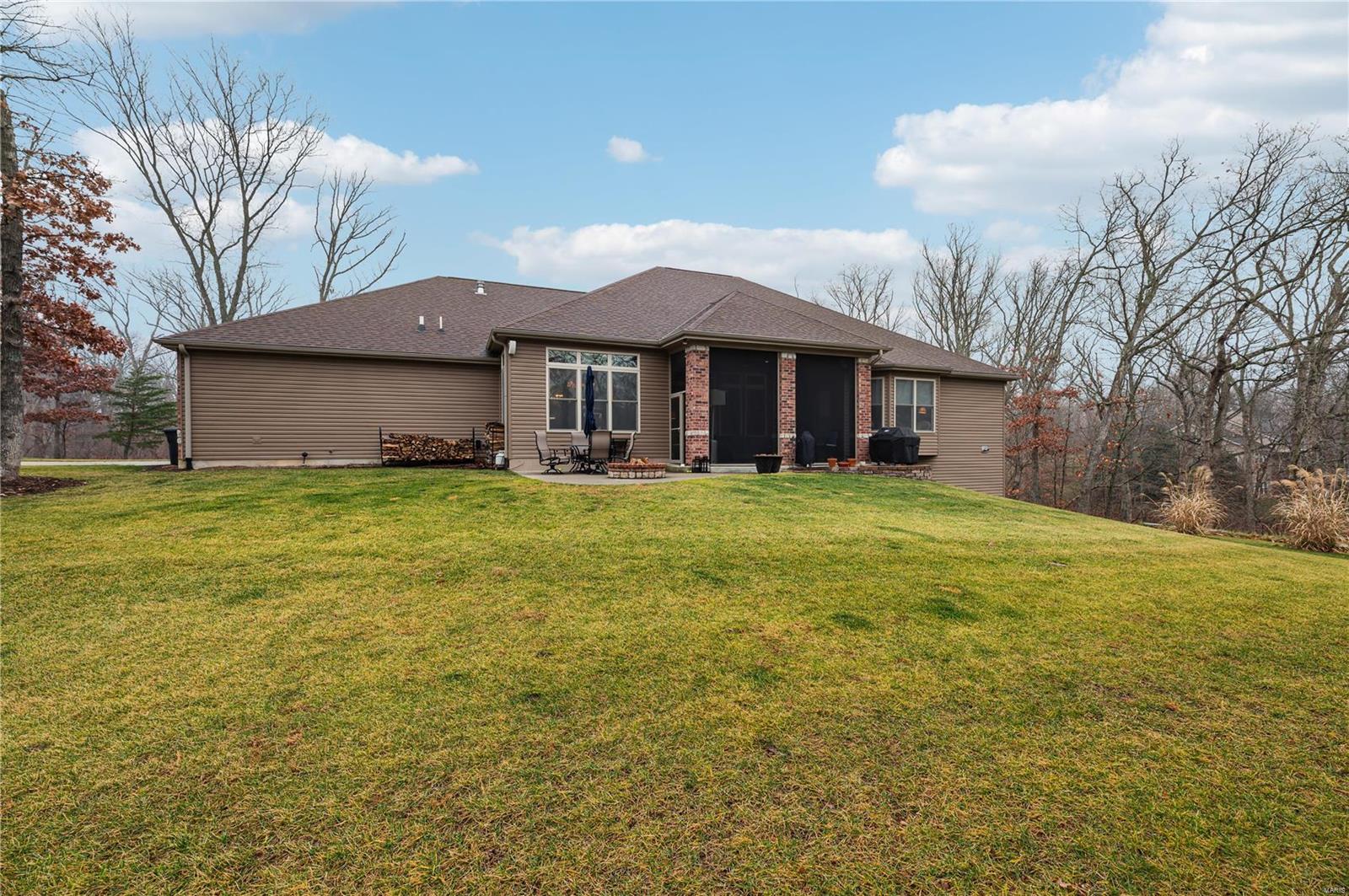 Manors At Kohlers Grove - Residential