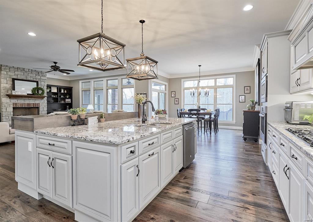 Manors At Kohlers Grove - Residential