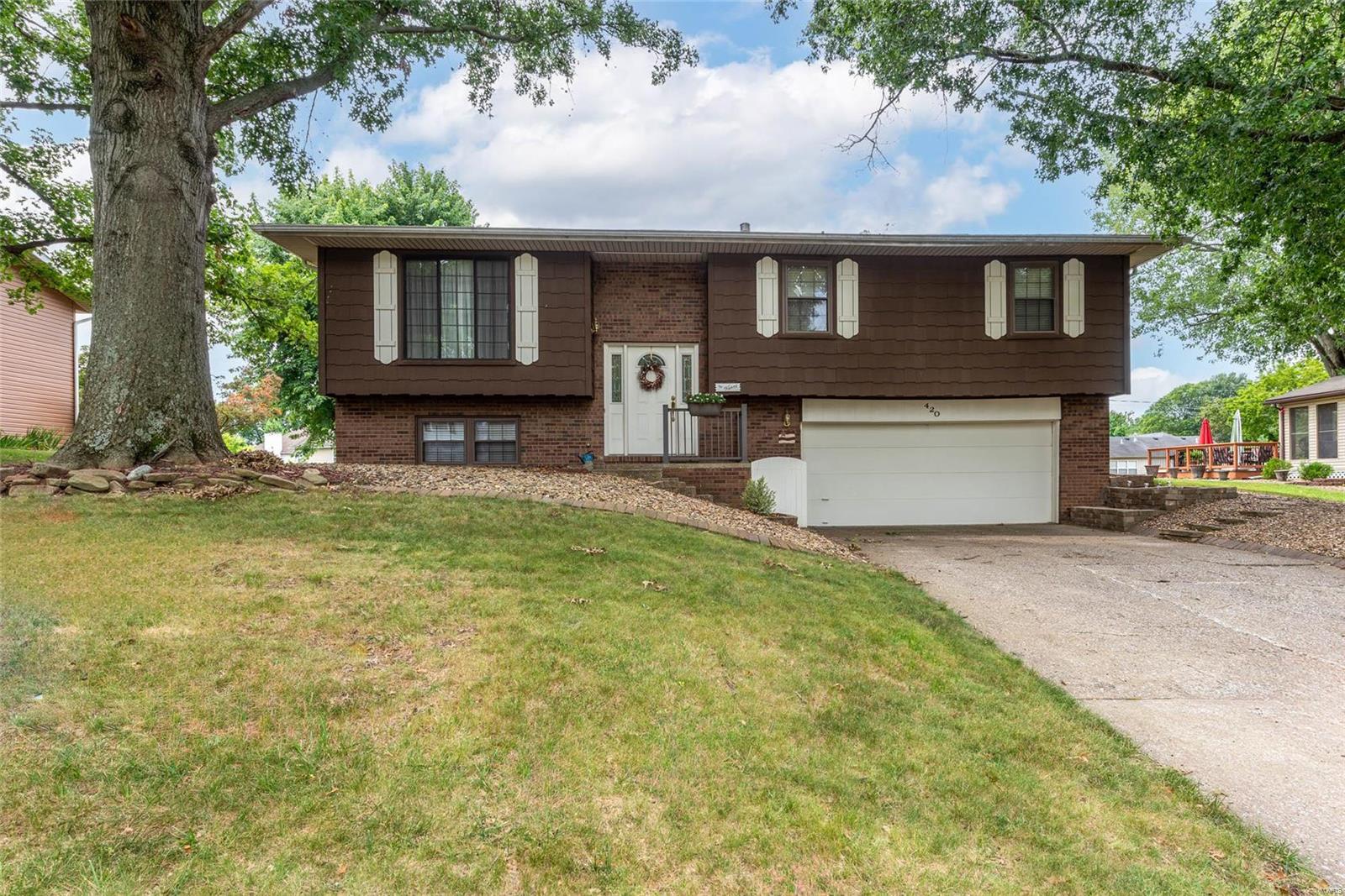 View Collinsville, IL 62234 house