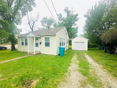 27 N Park Street Sullivan MO 63080