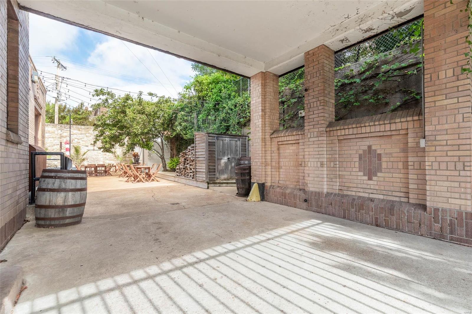 Commons St Louis Add - Commercial Sale