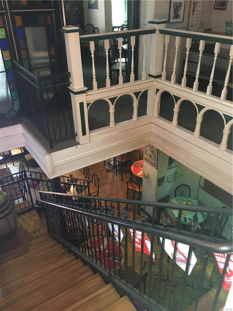 Allen's Sub / Russell - Commercial Sale